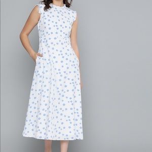 New beautiful floral white dress with pockets